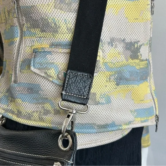 Roots 73 black Pebble Leather Village Tribe Bag - Picture 6 of 8